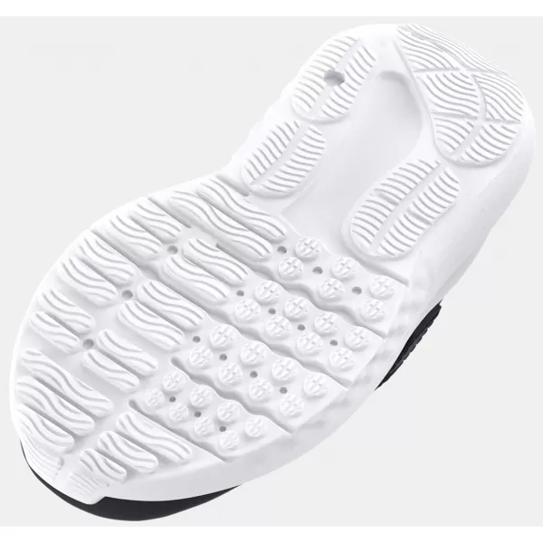  Fiú cipők UNDER ARMOUR UA BINF SURGE 4 AC 3027105-001 FEKETE 