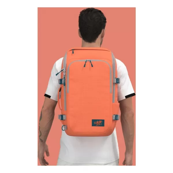  Hátizsák CABINZERO ADV PRO 32L MAROKKÓI HOMOK 