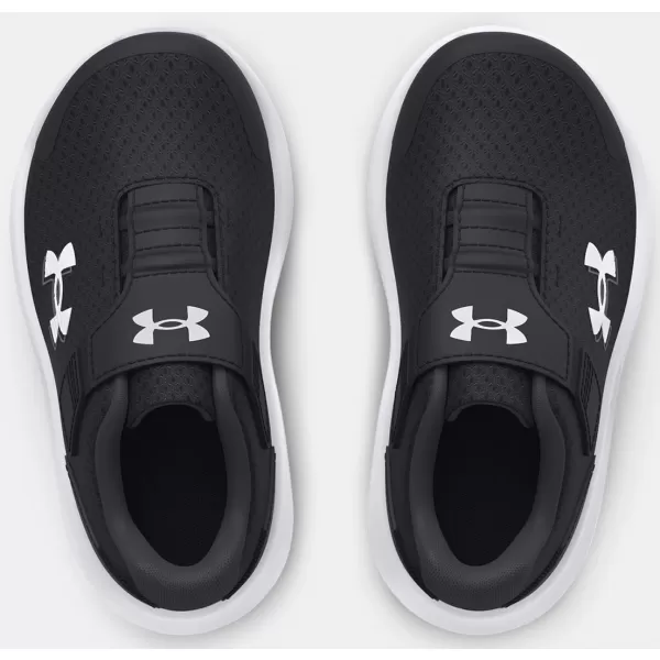  Fiú cipők UNDER ARMOUR UA BINF SURGE 4 AC 3027105-001 FEKETE 