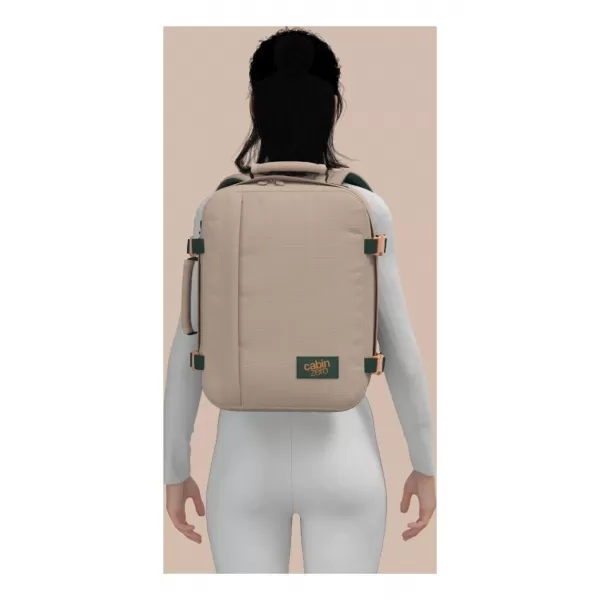  Hátizsák CABINZERO CLASSIC 28L HAGYMÁS HOMOK 