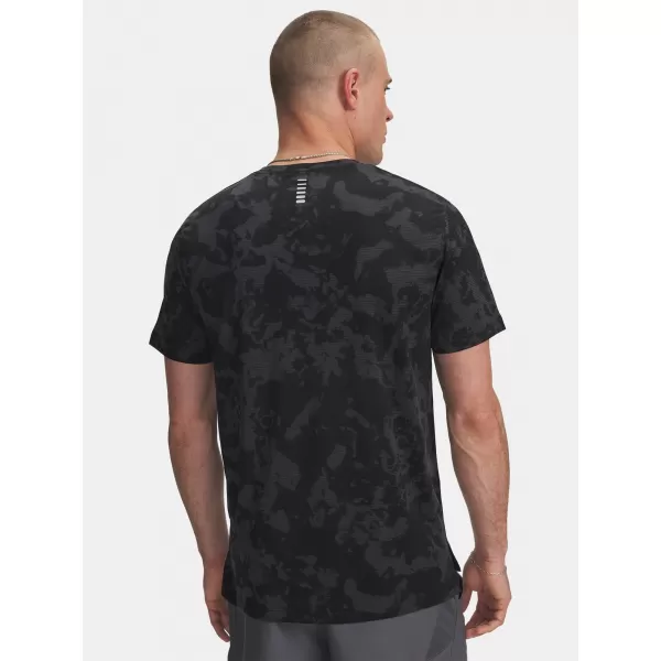  Férfi póló UNDER ARMOUR UA LAUNCH PRINTED SS 6006110-016 SZÜRKE 
