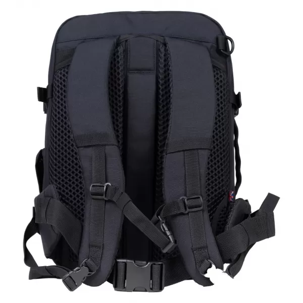  Hátizsák CABINZERO CLASSIC PRO 32L TELJESEN FEKETE 