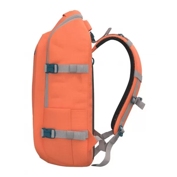  Hátizsák CABINZERO ADV 32L MAROKKÓI HOMOK 