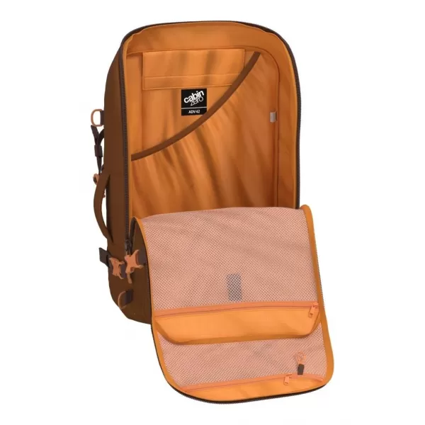  Hátizsák CABINZERO ADV 42L SAIGON KÁVÉ 