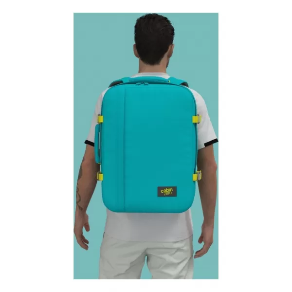 Hátizsák CABINZERO CLASSIC 44L VÍZI LAGÚNA 