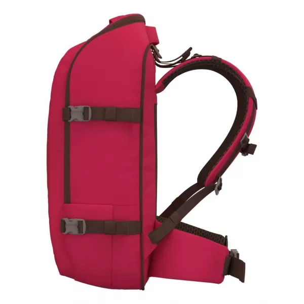  Hátizsák CABINZERO ADV 42L MIAMI MAGENTA 