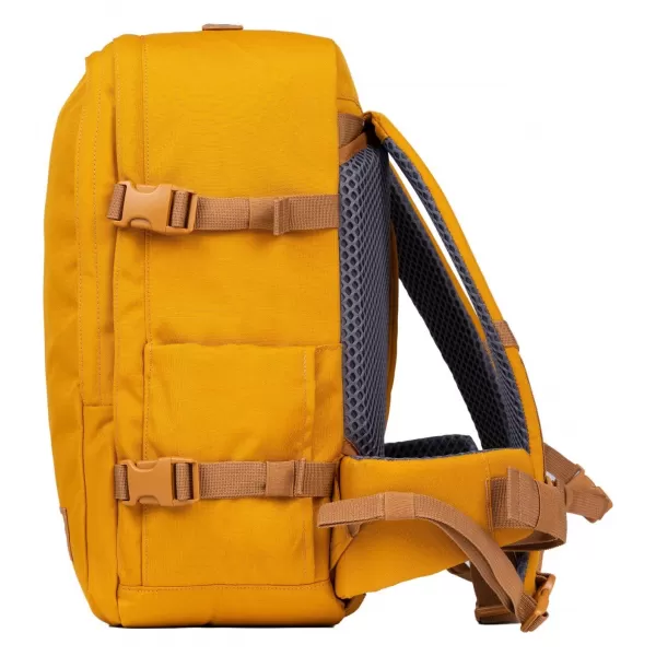  Hátizsák CABINZERO CLASSIC PRO 32L NARANCSOS HIDEG 