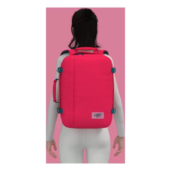  Hátizsák CABINZERO CLASSIC 36L MIAMI MAGENTA 