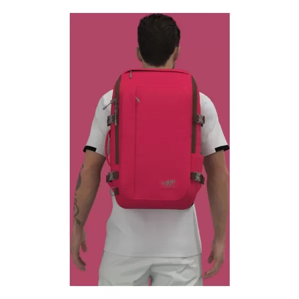  Hátizsák CABINZERO ADV 32L MIAMI MAGENTA 