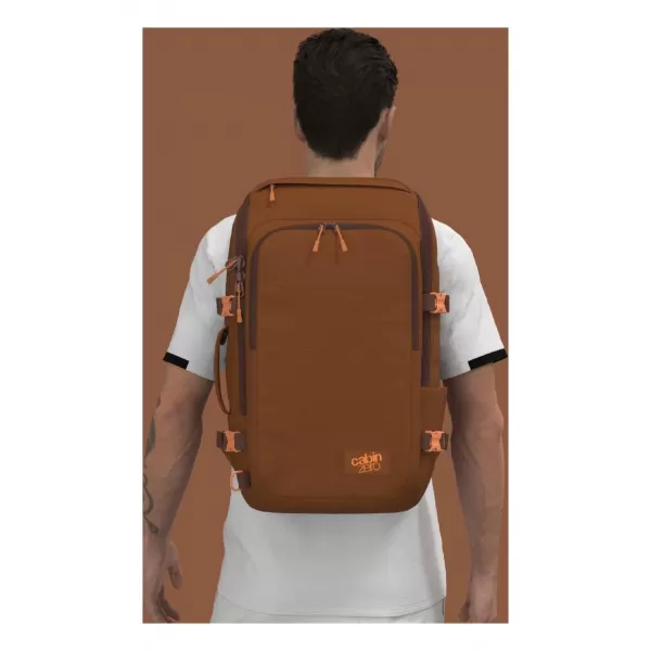  Hátizsák CABINZERO ADV PRO 32L SAIGON KÁVÉ 