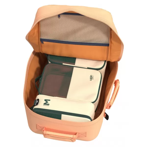  Hátizsák CABINZERO CLASSIC 36L NAPSÜTÉSES NAP 
