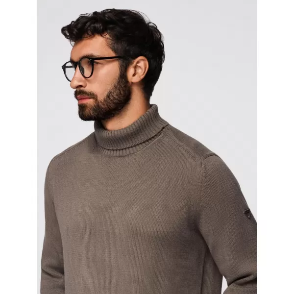  Férfi pulóver OMBRE OM-SWTN-0163 SZÜRKEBARNA 