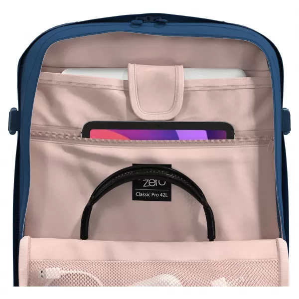  Hátizsák CABINZERO CLASSIC PRO 32L JÓD KÉK 
