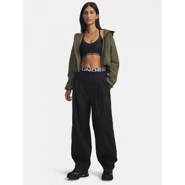  Női sportnadrág UNDER ARMOUR UA UNSTOPPABLE WVN PLEAT PT 6007027-001 FEKETE 