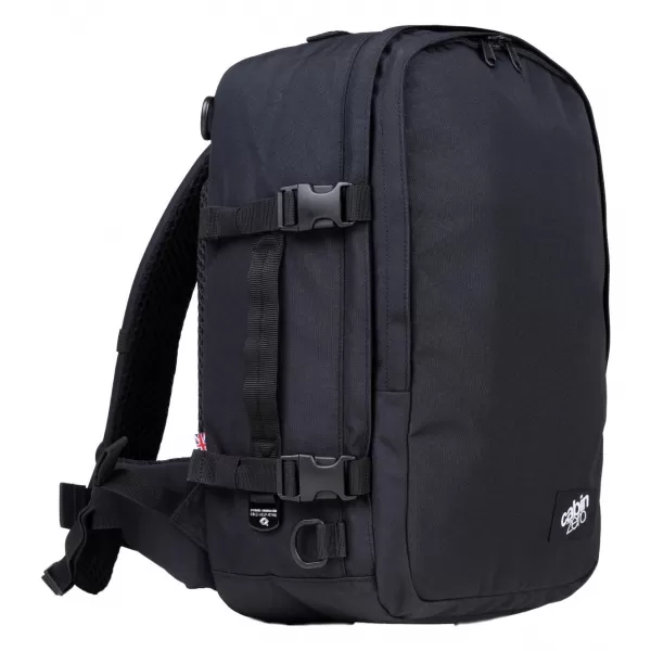  Hátizsák CABINZERO CLASSIC PRO 32L TELJESEN FEKETE 