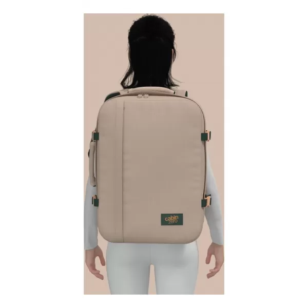  Hátizsák CABINZERO CLASSIC 44L HAGYMÁS HOMOK 