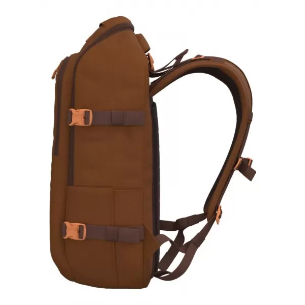  Hátizsák CABINZERO ADV PRO 32L SAIGON KÁVÉ 