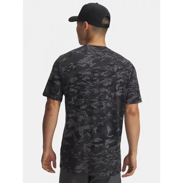  Férfi póló UNDER ARMOUR UA ABC CAMO SS 1357727-026 SZÜRKE 