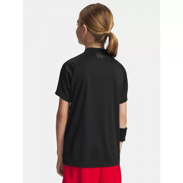  Fiú póló UNDER ARMOUR UA TECH SPLIT WORDMARK SS 1383010-003 FEKETE 