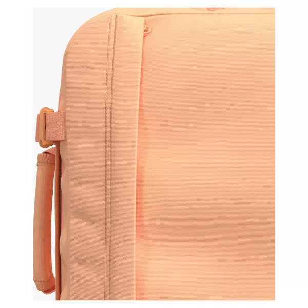  Hátizsák CABINZERO CLASSIC 28L NAPSÜTÉSES NAP 