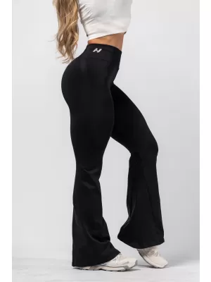 Formázó, varrat nélküli, kiszélesedő leggings FLOW SEAMLESS 498 BLACK Nebbia
