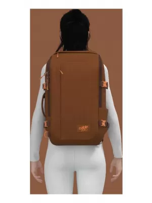 Hátizsák CABINZERO ADV 32L SAIGON KÁVÉ