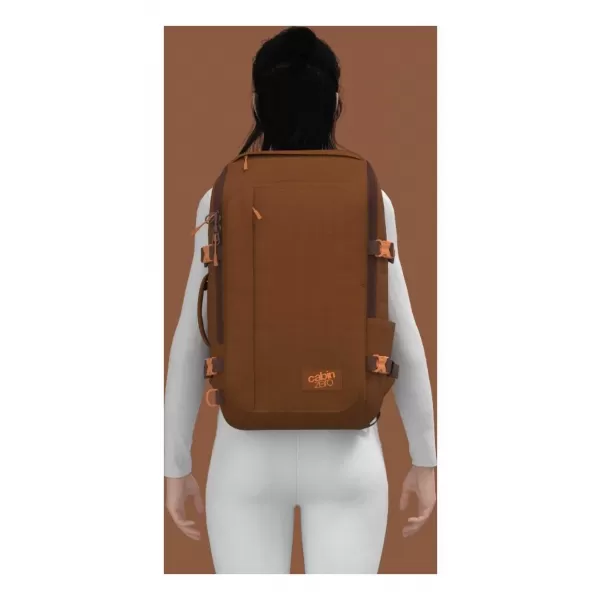  Hátizsák CABINZERO ADV 32L SAIGON KÁVÉ 