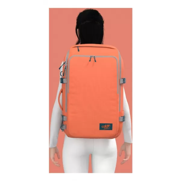  Hátizsák CABINZERO ADV PRO 42L MAROKKÓI HOMOK 