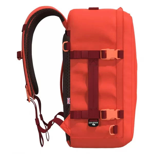  Hátizsák CABINZERO CLASSIC PLUS 32L PARADICSOMFESZTIVÁL 