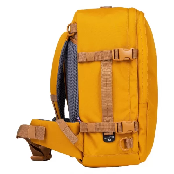  Hátizsák CABINZERO CLASSIC PRO 32L NARANCSOS HIDEG 