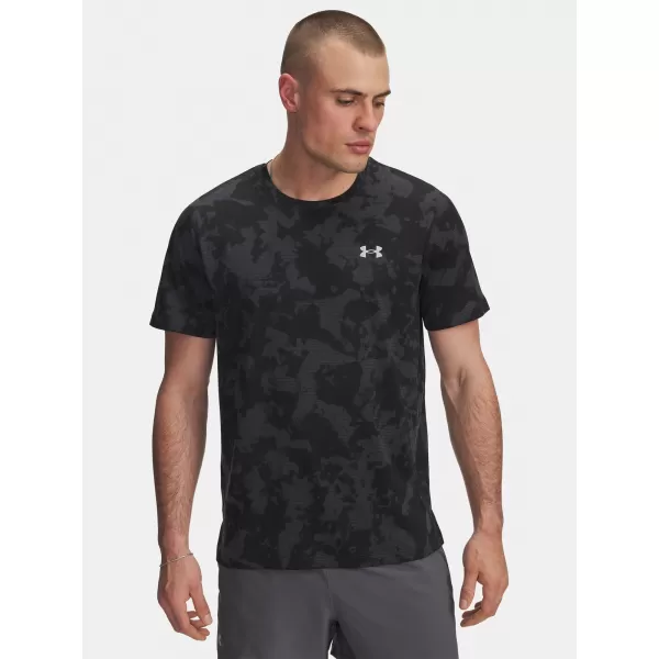  Férfi póló UNDER ARMOUR UA LAUNCH PRINTED SS 6006110-016 SZÜRKE 