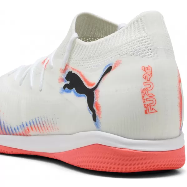  Csizma PUMA FUTURE 8 MATCH IT 10859801 WHITE/ FEHÉR/PUMA FEKETE/IZZÓ PIROS 