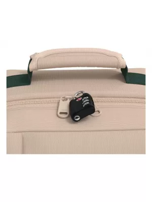 Hátizsák CABINZERO CLASSIC 28L HAGYMÁS HOMOK