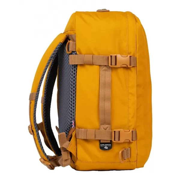  Hátizsák CABINZERO CLASSIC PLUS 32L NARANCSOS HIDEG 