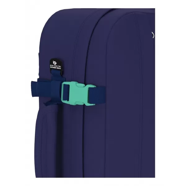  Hátizsák CABINZERO CLASSIC 44L MÉLY ÓCEÁN 