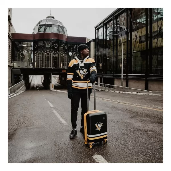  Bőrönd HEYS NHL S PITTSBURGHI PINGVINEK 