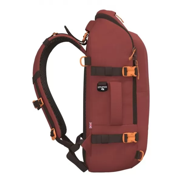  Hátizsák CABINZERO ADV 32L VÖRÖS SANGRIA 