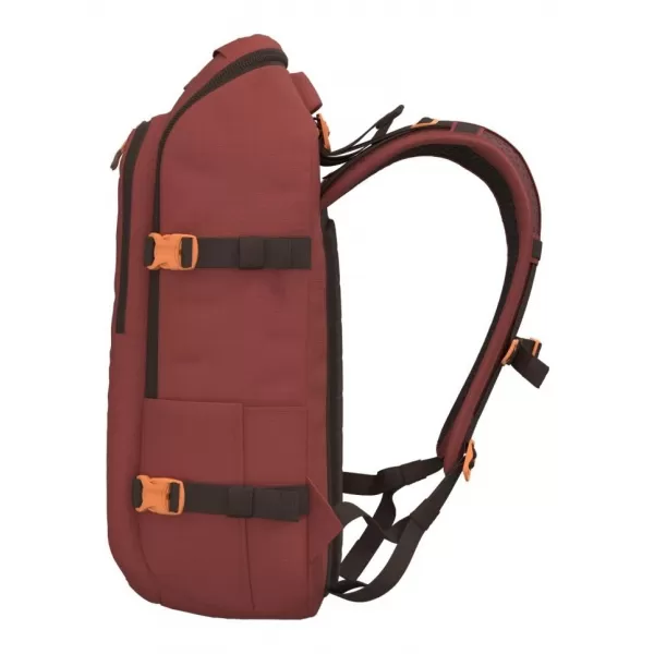  Hátizsák CABINZERO ADV PRO 32L VÖRÖS SANGRIA 