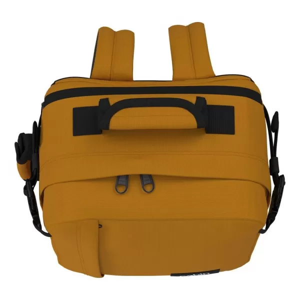  Hátizsák CABINZERO CLASSIC TECH 28L NARANCSOS HIDEG 