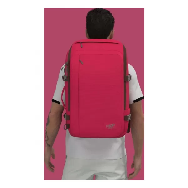  Hátizsák CABINZERO ADV 42L MIAMI MAGENTA 