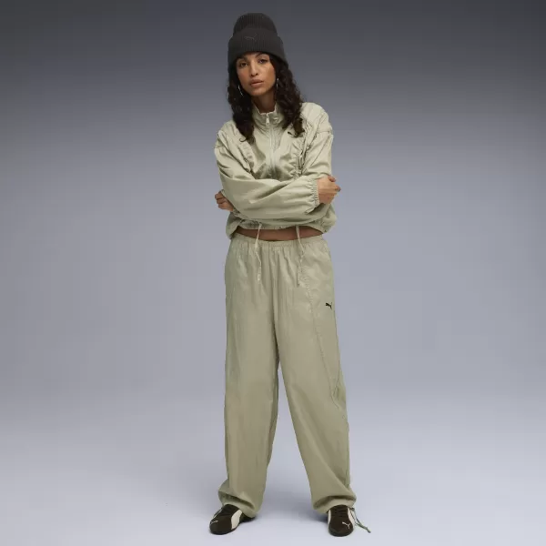  Női kabát PUMA DARE TO OVERSIZED WOVEN JACKET 63214882 LUX HADSEREG 
