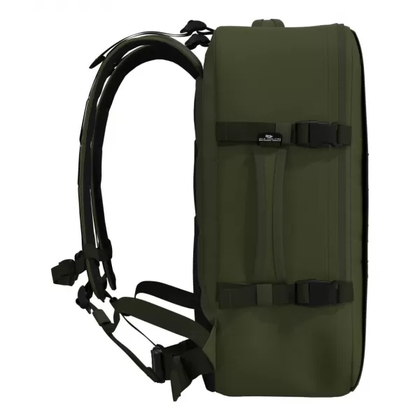 Hátizsák CABINZERO MILITARY 44L KATONAI ZÖLD 