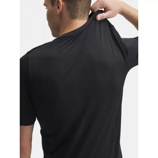  Férfi póló UNDER ARMOUR VANISH SEAMLESS NOVELTY SS 1388129-001 FEKETE 