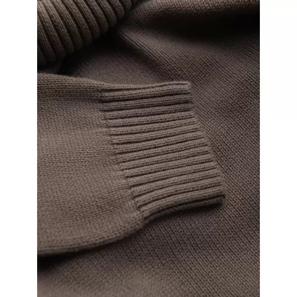  Férfi pulóver OMBRE OM-SWTN-0163 SZÜRKEBARNA 