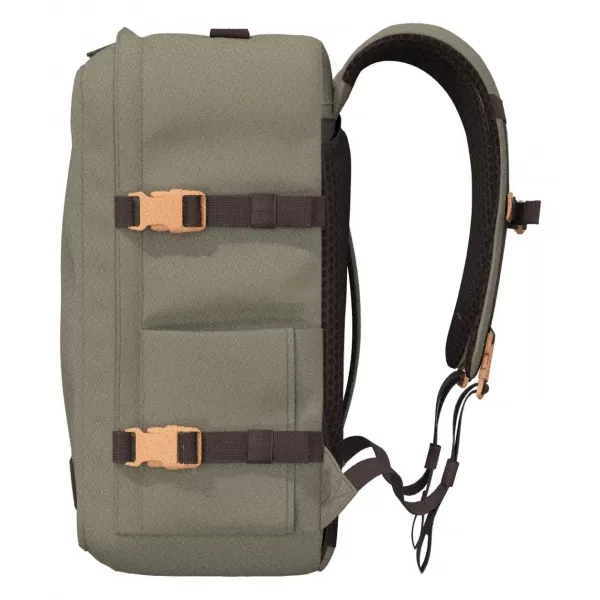  Hátizsák CABINZERO Classic Plus 32L SZÜRKE LÁP 