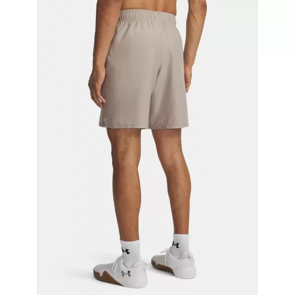  Férfi rövidnadrág UNDER ARMOUR UA TECH WOVEN WORDMARK SHORT 1383356-203 BARNA 