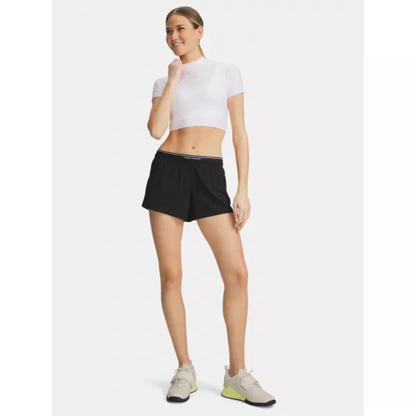  Női rövidnadrág UNDER ARMOUR VANISH WOVEN 3IN SHORTS 6009965-008 FEKETE 