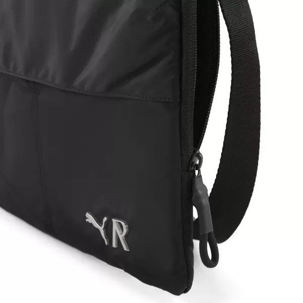  Táska PUMA X REPRESENT SLING BAG 091822-01 PUMA FEKETE 
