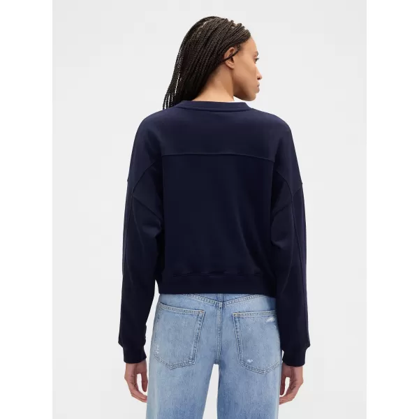  Női pulóver GAP LOGO SWEATSHIRT 799280-01 HADITENGERÉSZET EGYENRUHA 