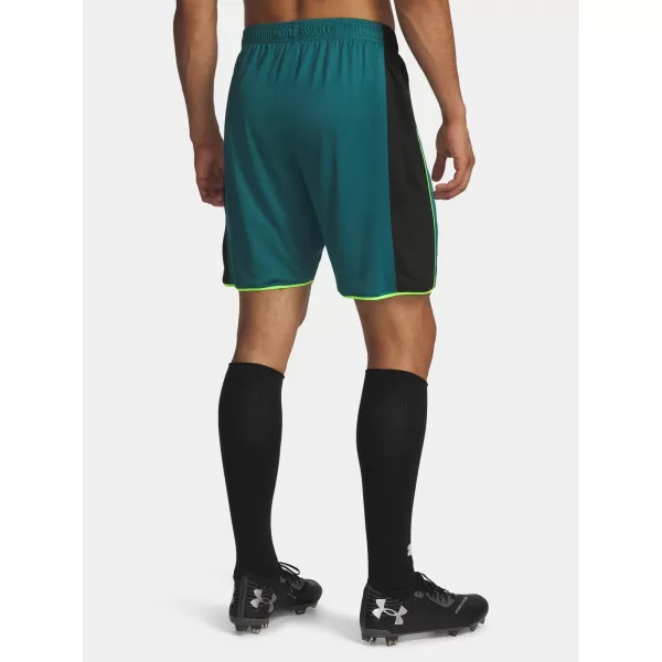  Férfi rövidnadrág UNDER ARMOUR 6009896-338 ZÖLD 